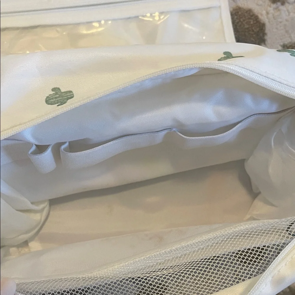 N/A chic ivory